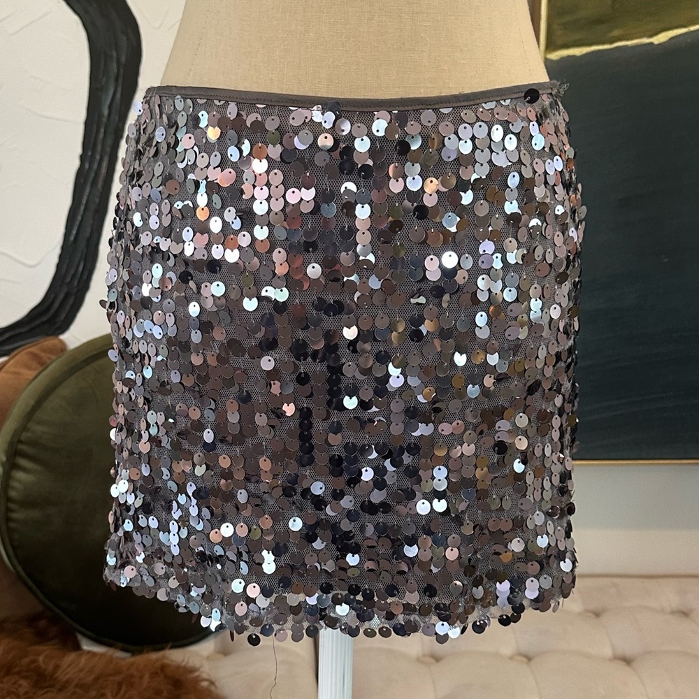 BLING BLING so cute and it’s NEW w/tags. Awesome Sequin Mini skirt.Forever 21